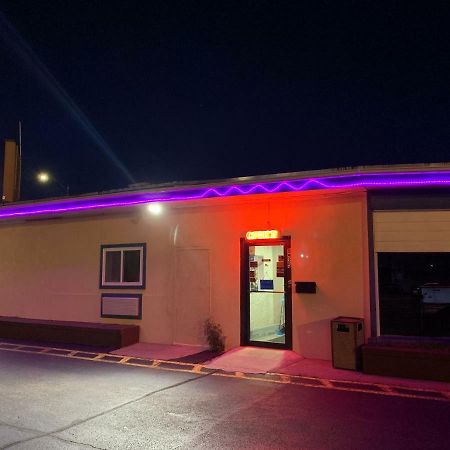 Western Holiday Motel 위치토 외부 사진