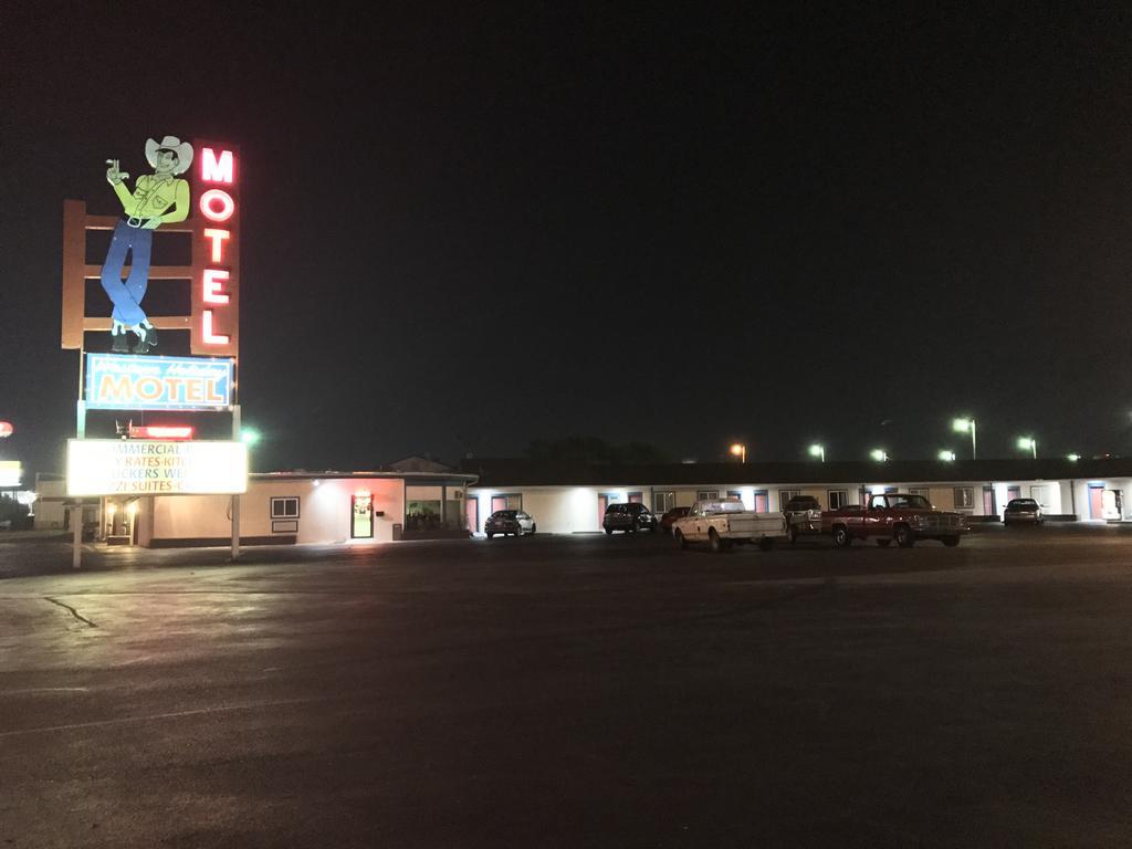 Western Holiday Motel 위치토 외부 사진