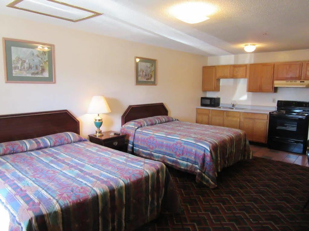 Western Holiday Motel 위치토 외부 사진