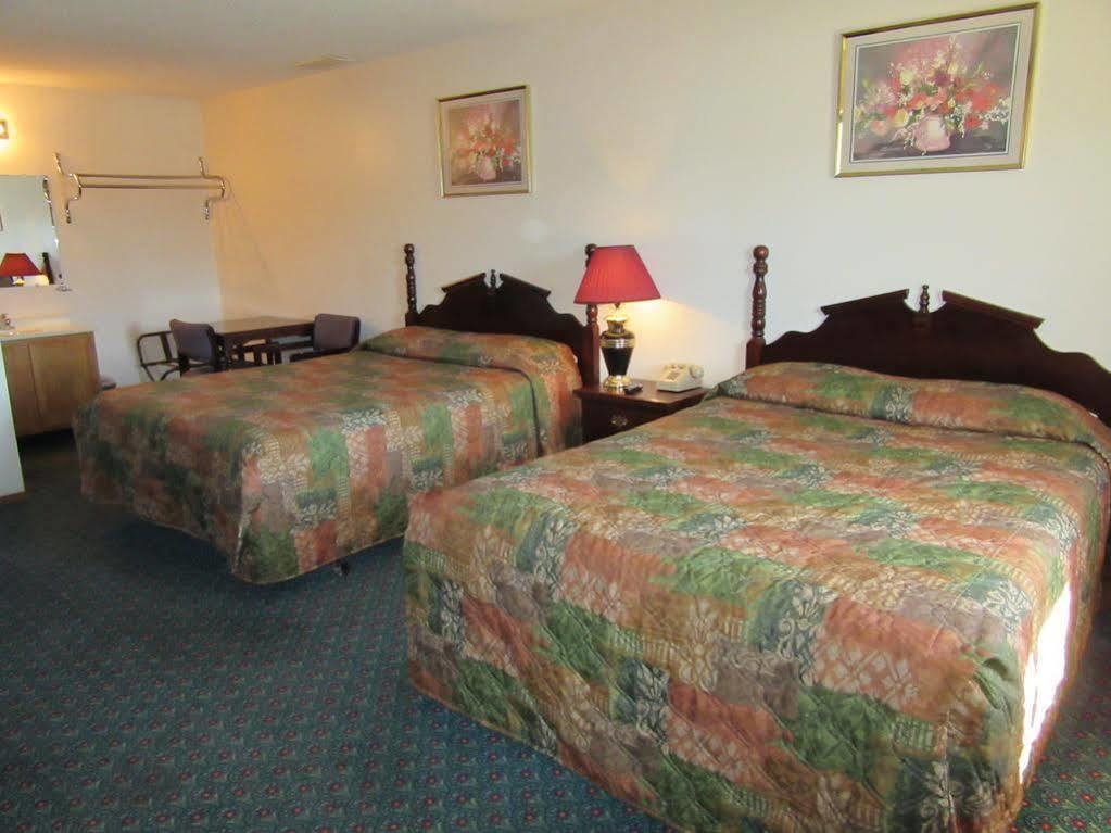 Western Holiday Motel 위치토 외부 사진